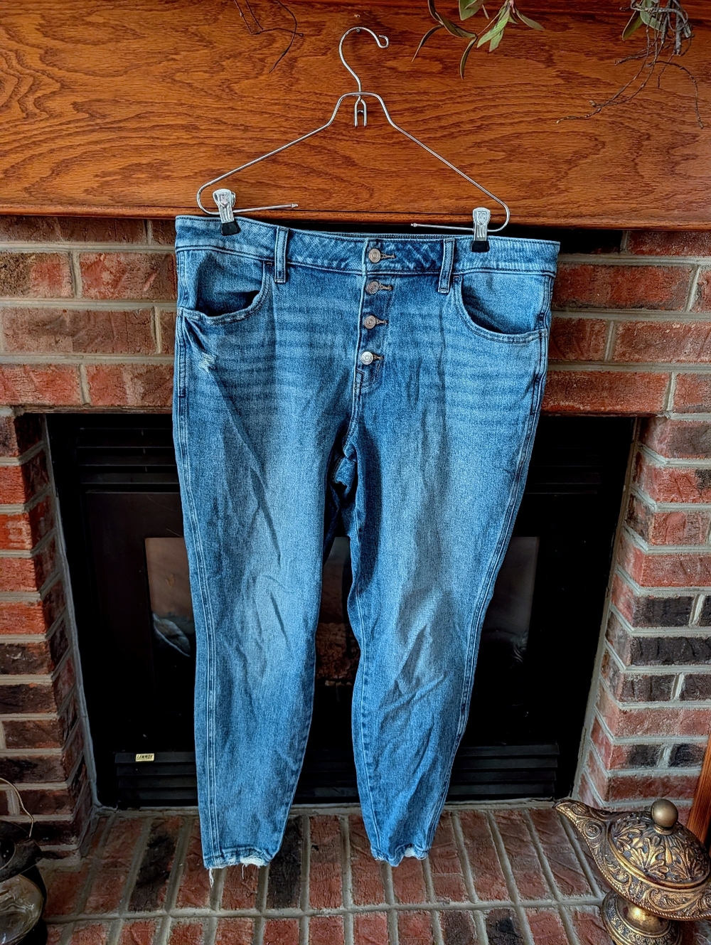 Maurices Light Blue High-Rise Women’s Skinny Jeans Size 1 (XL)